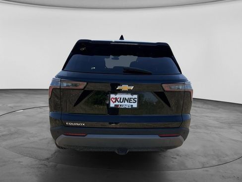 Used 2026 Chevrolet Equinox LT FWD image 14