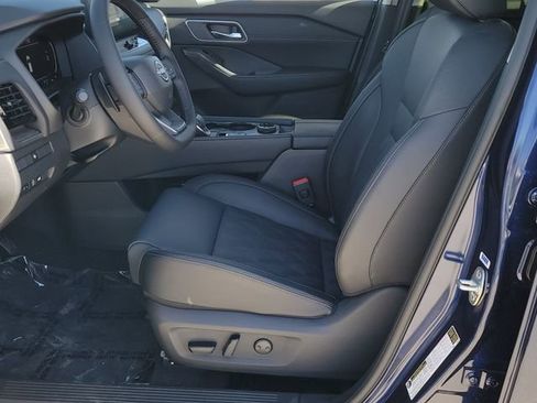 New 2026 Nissan Rogue Platinum AWD/4WD image 6