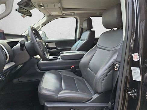 Used 2025 Ford Expedition Max Active AWD/4WD image 15
