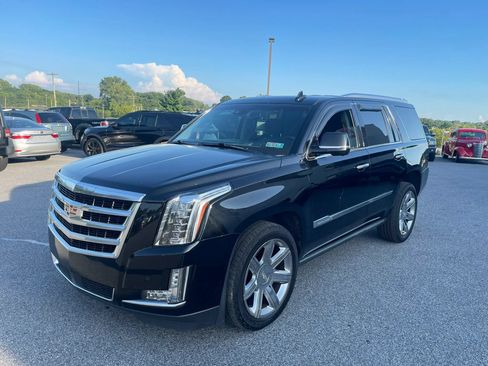 Used 2016 Cadillac Escalade Premium AWD/4WD image 35