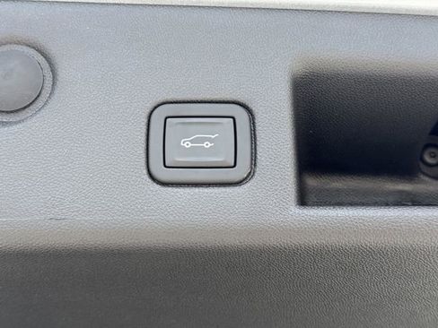 Certified 2024 Chevrolet Equinox Premier image 14