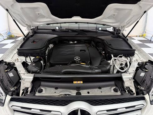 Used 2022 Mercedes-Benz GLC 300 4MATIC image 10