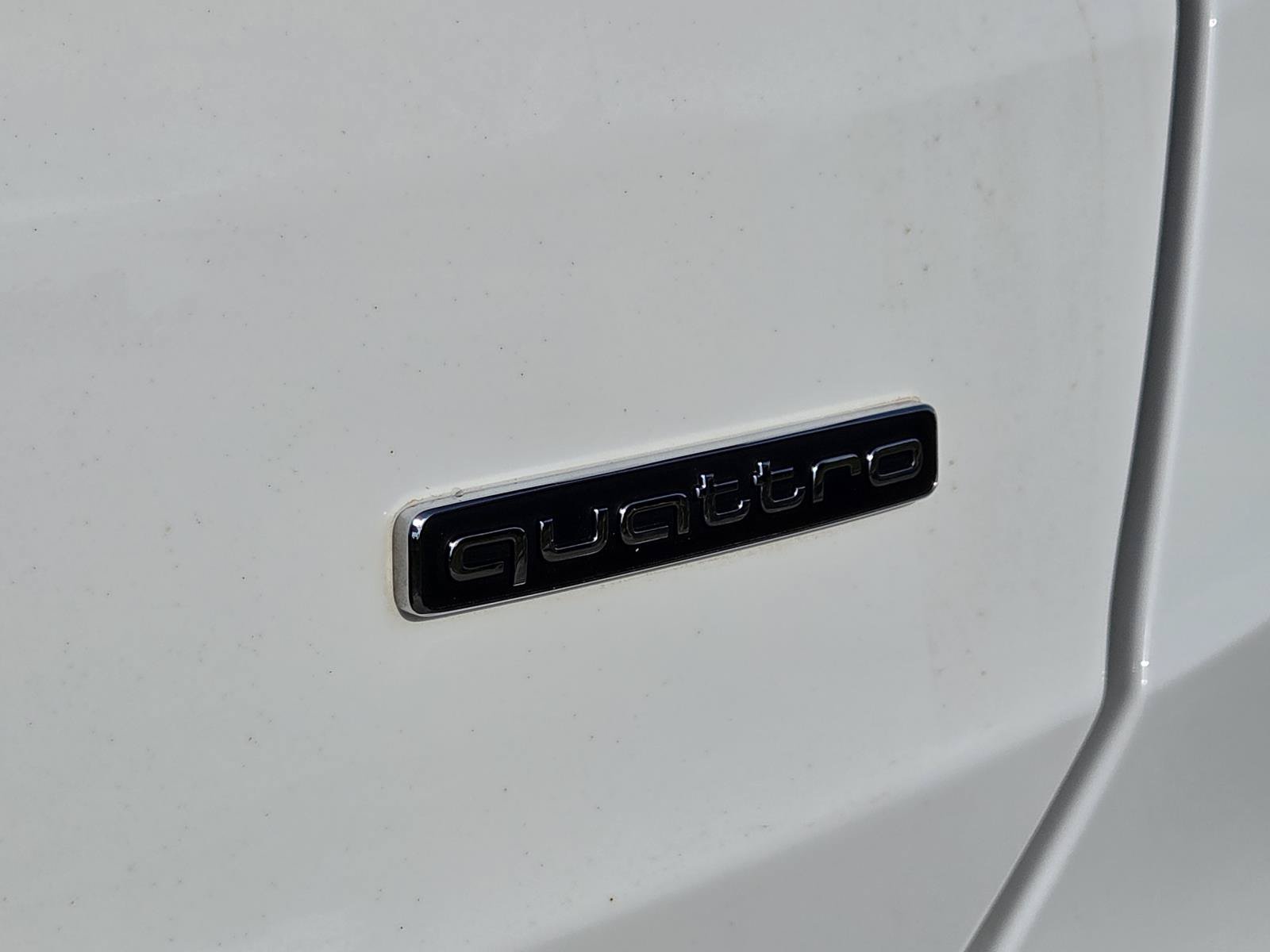 Used 2025 Audi Q3 2.0T Premium AWD/4WD image 8
