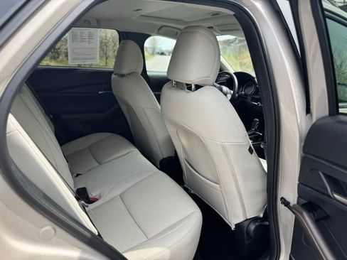 Used 2023 MAZDA CX-30 AWD 2.5 S w/ Premium Package image 16