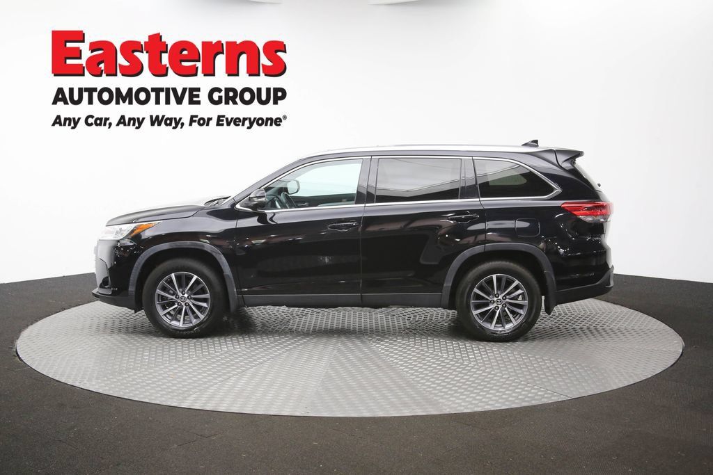 Used 2019 Toyota Highlander XLE AWD/4WD image 64