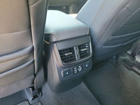Used 2025 Subaru Outback Wilderness AWD/4WD image 12