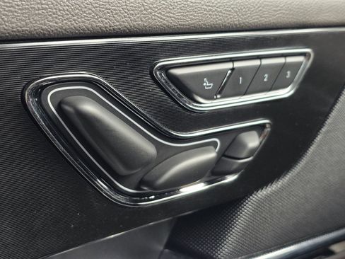 Used 2022 Lincoln Corsair Grand Touring w/ Elements Technology Bundle image 33