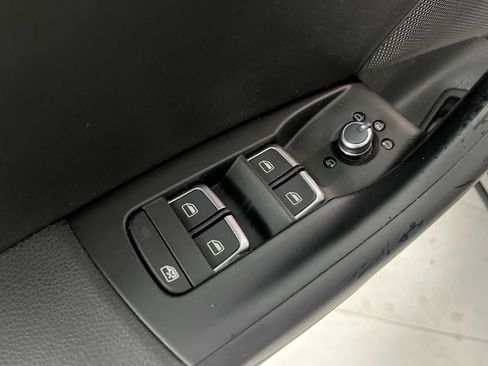 Used 2015 Audi Q3 2.0T Prestige w/ Prestige Package AWD/4WD image 21