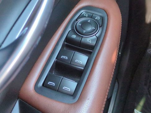 Used 2021 Cadillac XT5 Premium Luxury image 25