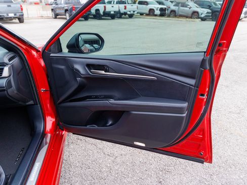 Used 2025 Toyota Camry XSE image 33