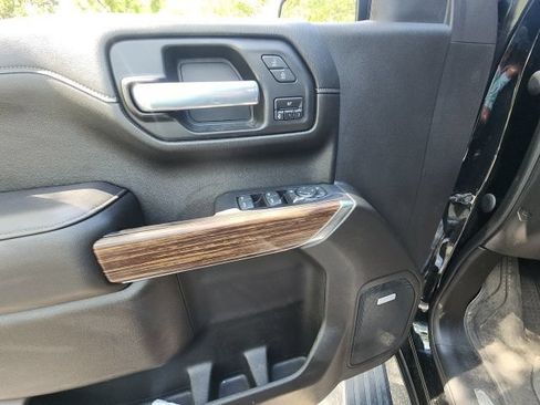 Used 2021 Chevrolet Silverado 1500 High Country w/ Technology Package AWD/4WD image 27