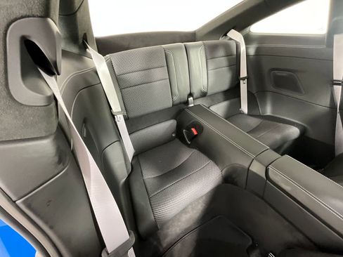 Used 2022 Porsche 911 Turbo image 19