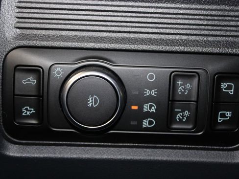 New 2026 Ford F250 Lariat w/ Black Appearance Package image 41