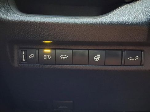 Used 2024 Toyota RAV4 XLE Premium image 21