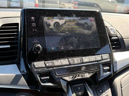 Used 2024 Honda Odyssey Sport image 8