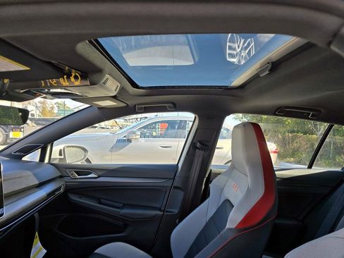 New 2026 Volkswagen GTI SE image 17