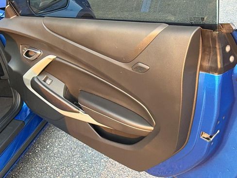 Used 2018 Chevrolet Camaro LT RWD image 18