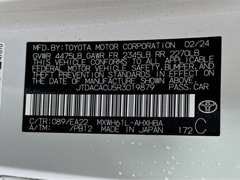 Used 2024 Toyota Prius Prime Premium w/ Advanced Technology Package FWD image 29