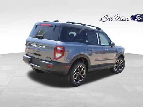 New 2026 Ford Bronco Sport Outer Banks w/ Outer Banks Tech Package+ AWD/4WD image 3