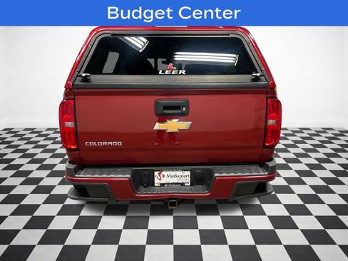 Used 2016 Chevrolet Colorado Z71 AWD/4WD image 7
