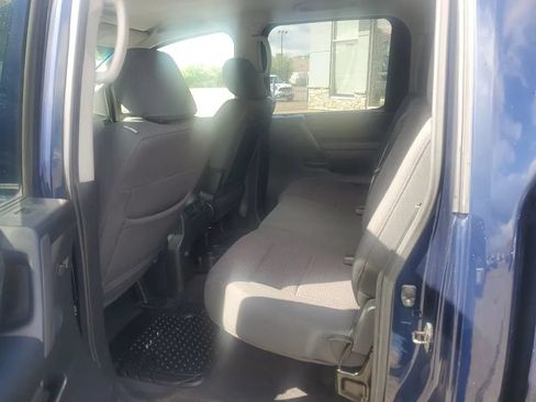 Used 2012 Nissan Titan SV AWD/4WD image 11