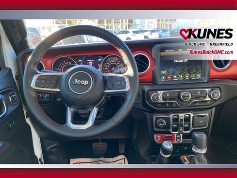 Used 2022 Jeep Gladiator Rubicon w/ Trailer Tow Package image 37