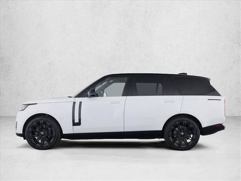 Used 2023 Land Rover Range Rover SE AWD/4WD image 4