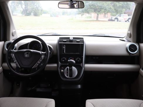 Used 2011 Honda Element EX image 17