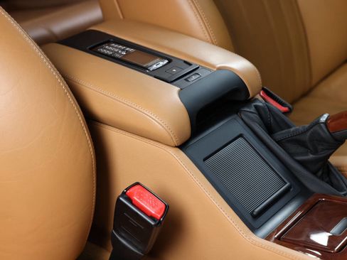 Used 2003 BMW M5 image 62