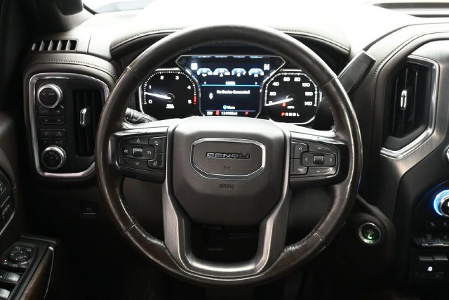 Used 2020 GMC Sierra 2500 Denali w/ Denali Ultimate Package AWD/4WD image 24