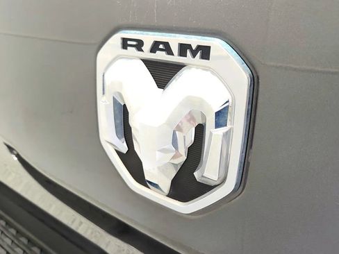 Used 2022 RAM 1500 Big Horn AWD/4WD image 33