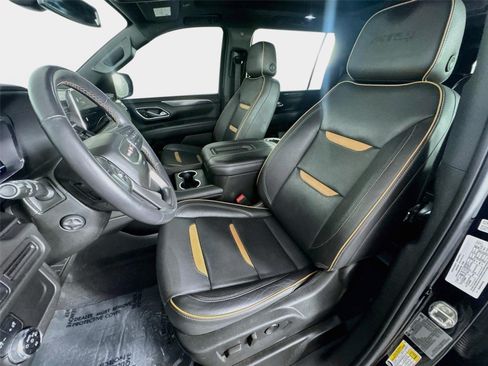 Certified 2022 GMC Yukon XL AT4 AWD/4WD image 11