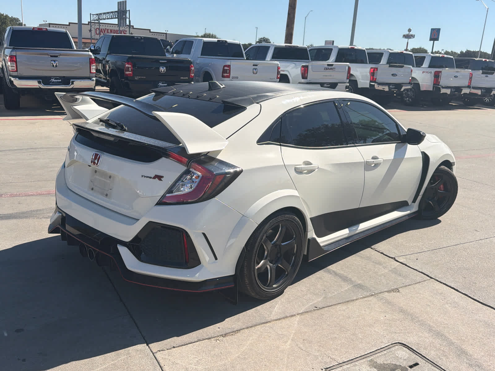Used 2017 Honda Civic Type R image 4