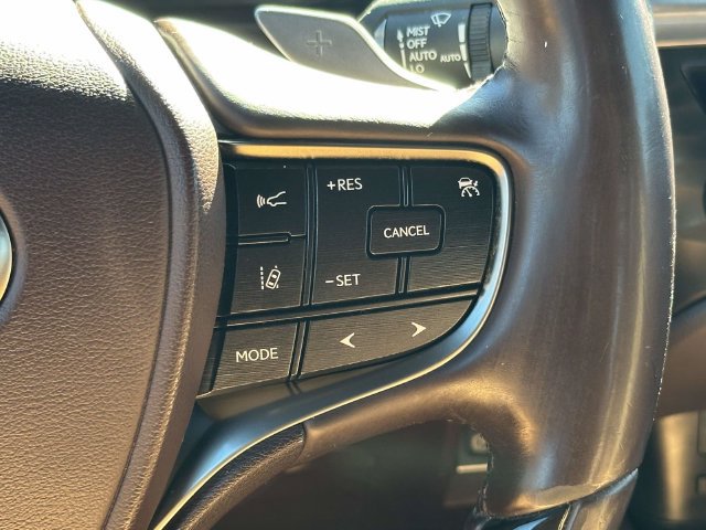 Used 2019 Lexus ES 350 w/ Premium Package FWD image 26