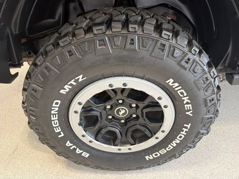 Used 2022 Ford Bronco Badlands w/ Sasquatch Package AWD/4WD image 8