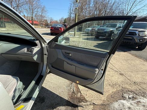 Used 2000 Toyota Avalon XLS image 52