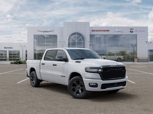 New 2026 RAM 1500 4x4 Crew Cab image 31