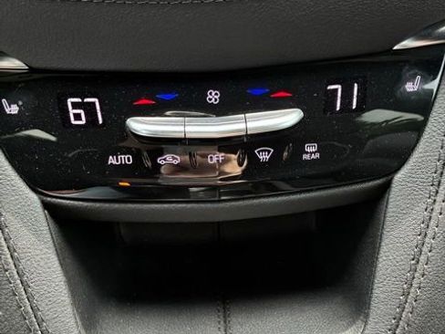 Used 2025 Cadillac XT5 Premium Luxury AWD/4WD image 25