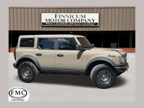 Used 2025 Ford Bronco Badlands w/ Sasquatch Package AWD/4WD image 1