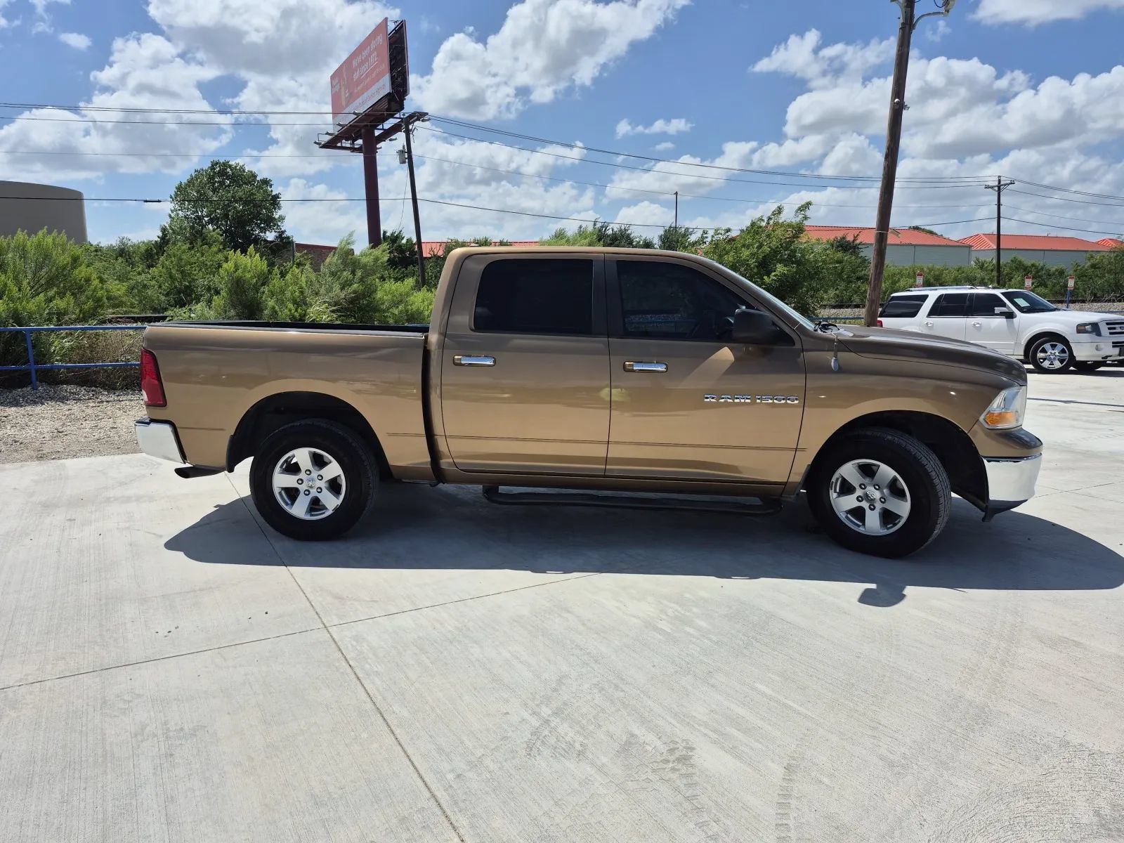 Used 2012 RAM 1500 Classic SLT RWD image 5