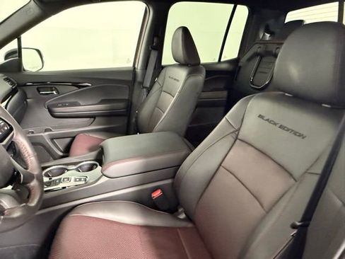 Used 2025 Honda Ridgeline Black Edition image 31