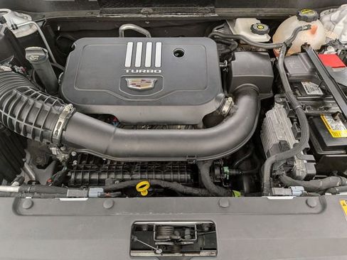 Certified 2025 Cadillac XT6 Luxury AWD/4WD image 28