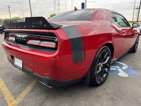 Used 2016 Dodge Challenger R/T Scat Pack RWD image 8