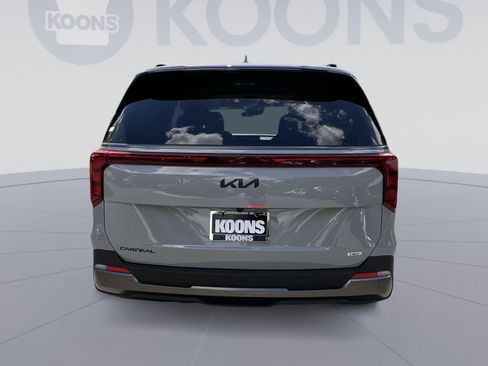 New 2026 Kia Carnival SX FWD image 10