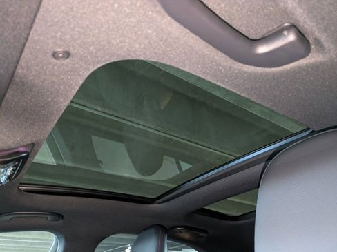 Certified 2025 Mercedes-Benz C 300 Sedan image 17