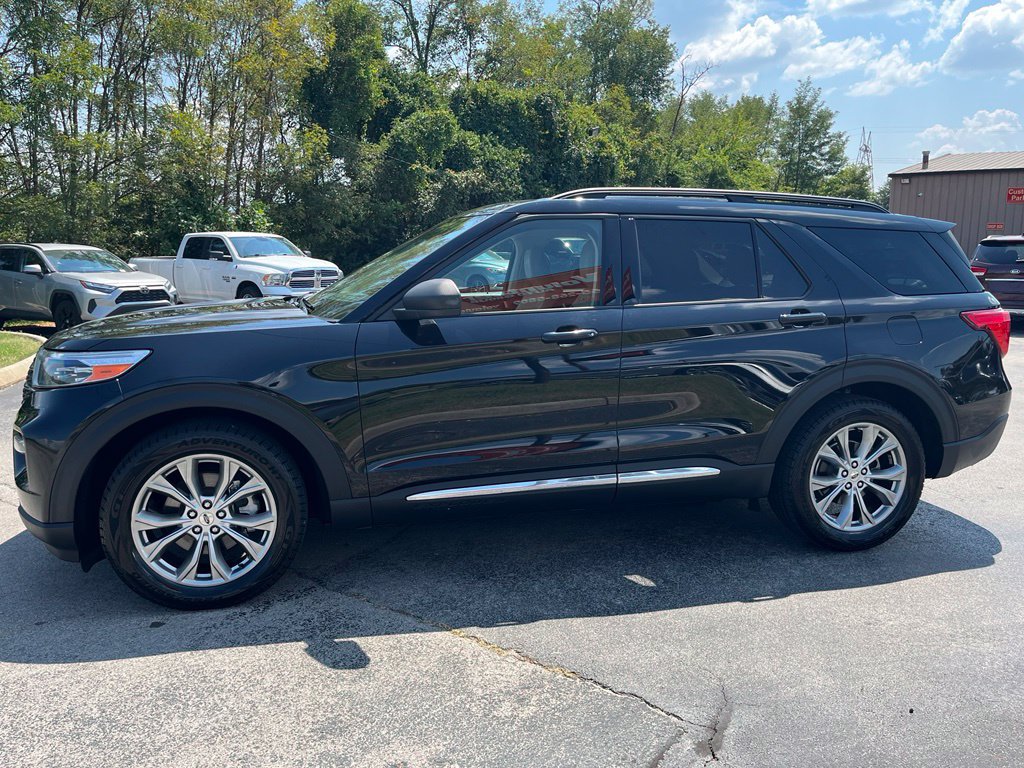 Used 2020 Ford Explorer XLT w/ Equipment Group 202A RWD image 6