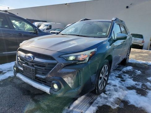 Used 2023 Subaru Outback Touring XT image 2