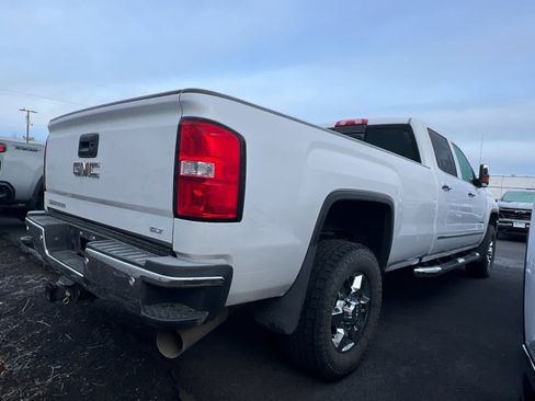 Used 2019 GMC Sierra 3500 SLT w/ Duramax Plus Package image 2