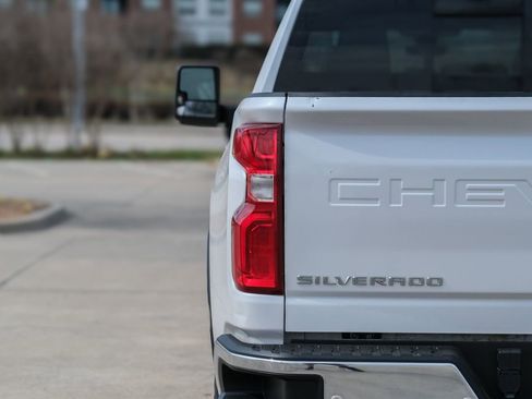 Used 2020 Chevrolet Silverado 2500 LTZ w/ LTZ Premium Package image 20