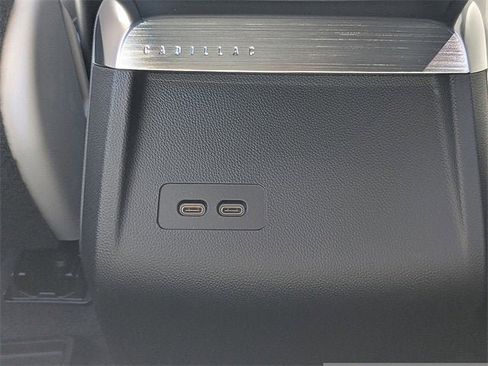 New 2026 Cadillac Lyriq Luxury image 13